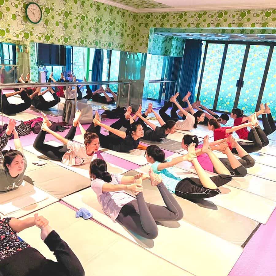 CLB Yoga 298 Hai Bà Trưng Quận 1 TP.HCM