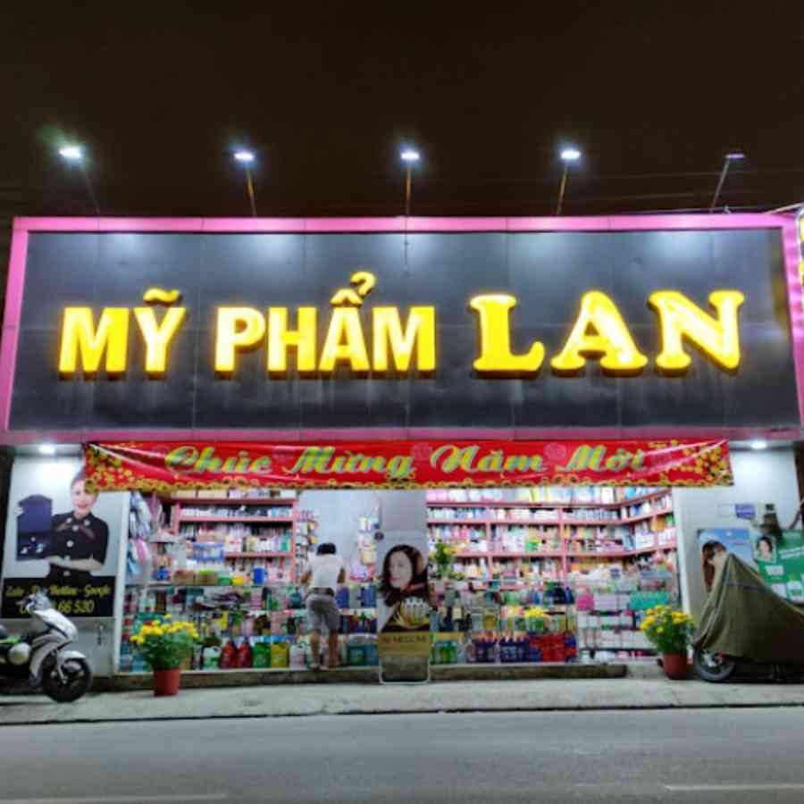 Mỹ phẩm Lan, Bình Chánh