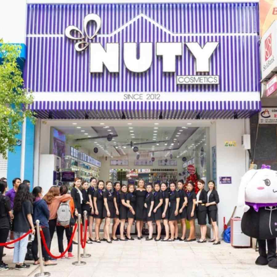 Nuty Cosmetics Trương Hoàng Thanh, Tân Bình