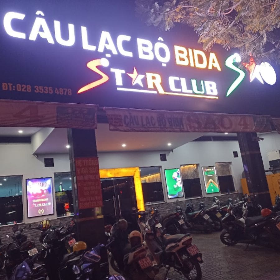 Câu Lạc Bộ Bida Sao 4